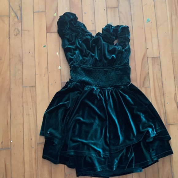 Urban Outfitters Green Babydoll milkmaid velvet romper witchy whimsygoth - Picture 6 of 8